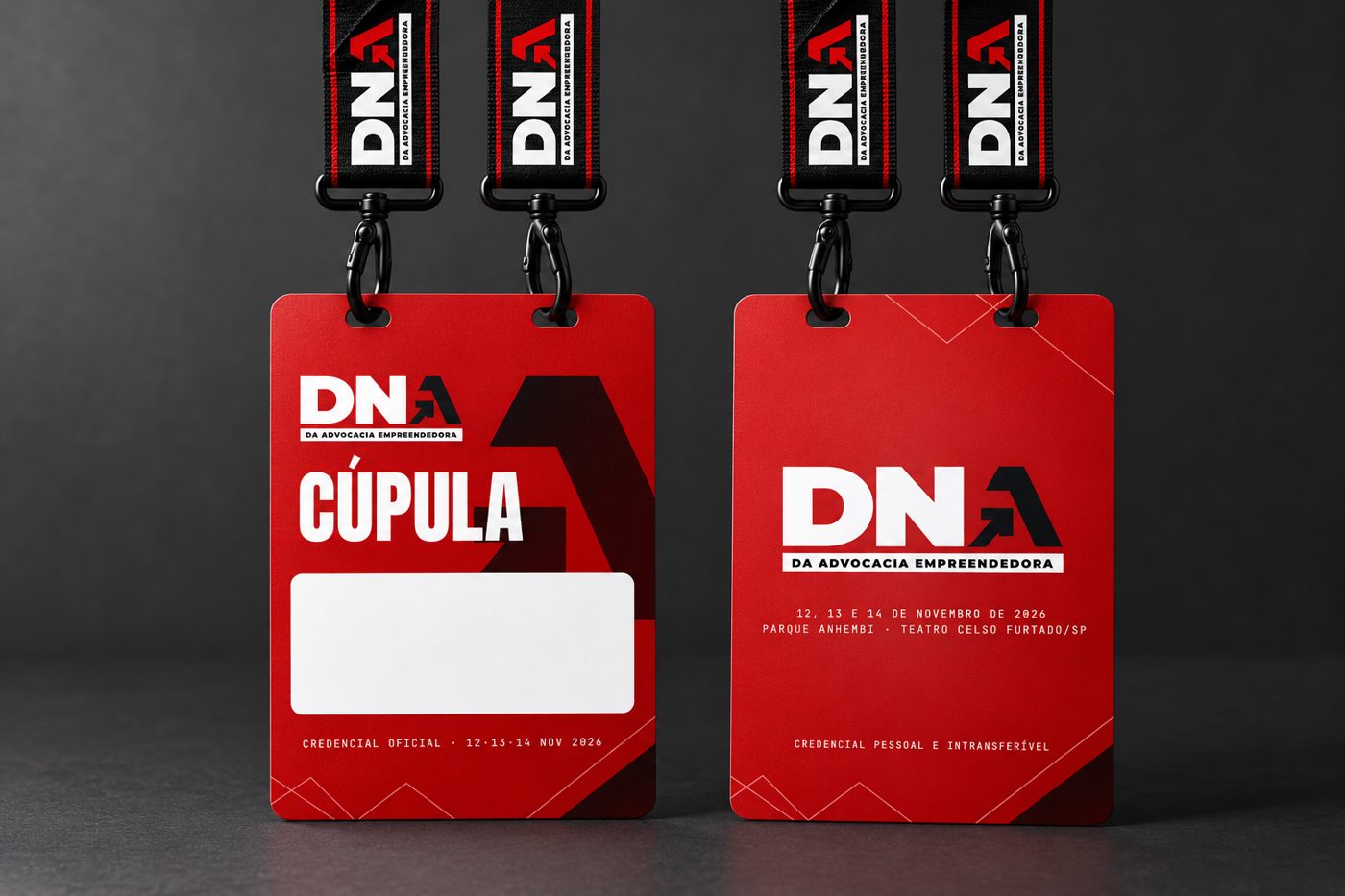 Mockup fotográfico: Crachá Cúpula
